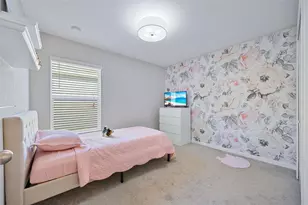 17136 White Mangrove Dr, Wimauma, FL 33598 - Photo 5