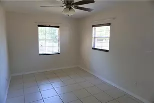 5140 Summer Hill Dr, Zephyrhills, FL 33542 - Photo 21