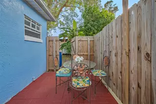 1025 11th Ave NW, Largo, FL 33770 - Photo 47