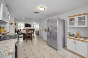 1025 11th Ave NW, Largo, FL 33770 - Photo 25