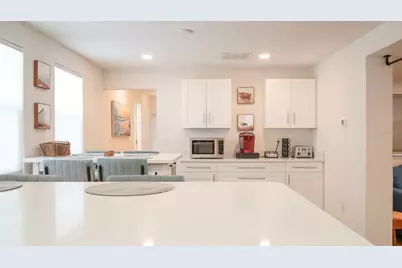 6445 2nd Avenue S, Saint Petersburg, FL 33707 - Photo 31