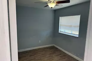 2807 41st Ave N, Saint Petersburg, FL 33714 - Photo 5