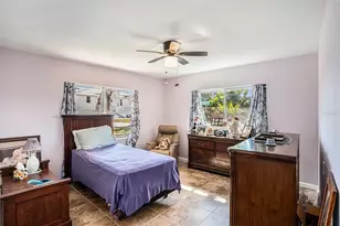 705 Bayshore Dr, Tarpon Springs, FL 34689 - Photo 21