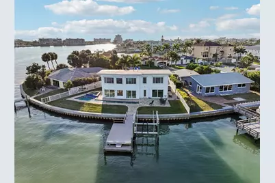 11055 6th Street E, Treasure Island, FL 33706 - Photo 1