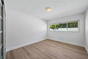 11055 6th St E, Treasure Island, FL 33706 - Photo 23
