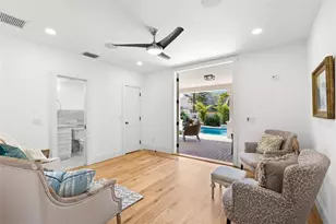 346 16th Ave NE, Saint Petersburg, FL 33704 - Photo 17