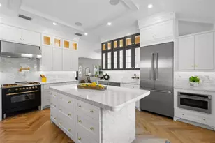 346 16th Ave NE, Saint Petersburg, FL 33704 - Photo 15