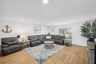 69 Gulfwinds Dr, Palm Harbor, FL 34683 - Photo 11