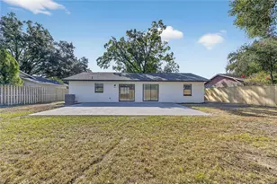 1214 Oakhill St, Seffner, FL 33584 - Photo 7
