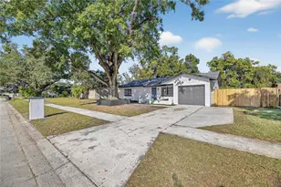 1214 Oakhill St, Seffner, FL 33584 - Photo 5