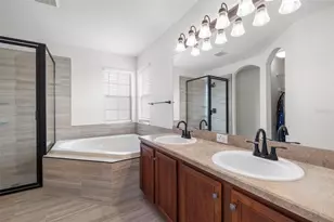 5950 Beaconpark St, Lithia, FL 33547 - Photo 23