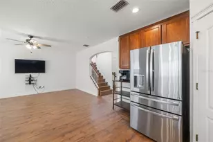 5950 Beaconpark St, Lithia, FL 33547 - Photo 11