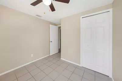 8804 Briar Hollow Court, Tampa, FL 33634 - Photo 15