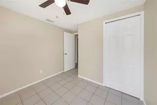 8804 Briar Hollow Ct, Tampa, FL 33634 - Photo 15