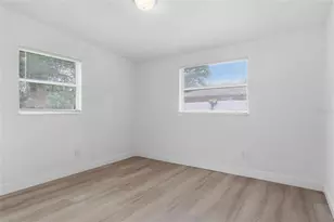 8210 Fir Dr, Tampa, FL 33619 - Photo 13