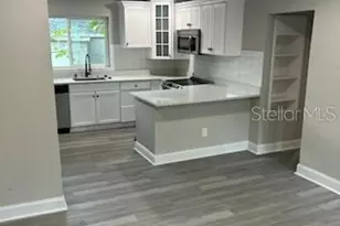 2102 E Caracas St, Tampa, FL 33610 - Photo 11