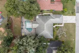 10408 Reclinata Ln, Tampa, FL 33618 - Photo 3
