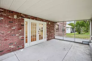 1218 Lake Ariana Blvd, Auburndale, FL 33823 - Photo 37
