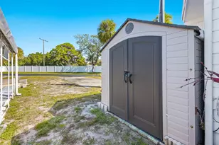 4851 W Gandy Blvd, Tampa, FL 33611 - Photo 19