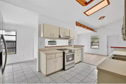 4320 44th Street N, Saint Petersburg, FL 33714 - Photo 5