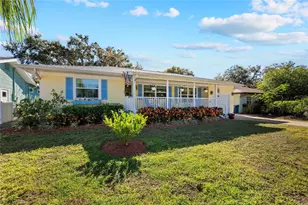 1109 Commodore St, Clearwater, FL 33755 - Photo 3