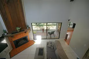 5154 Puritan Cir, Tampa, FL 33617 - Photo 13