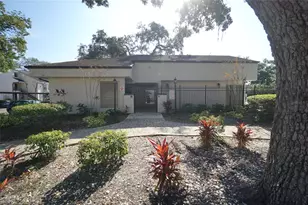 5154 Puritan Cir, Tampa, FL 33617 - Photo 7