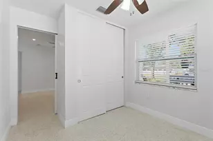 828 89th Ave N, Saint Petersburg, FL 33702 - Photo 19