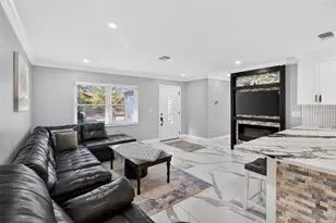 7227 118th Cir, Largo, FL 33773 - Photo 9