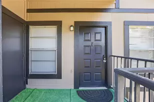 4004 Nestle Oaks Pl, Tampa, FL 33613 - Photo 7