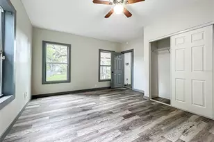 210 15th St E, Bradenton, FL 34208 - Photo 33