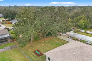 12038 San Angela Dr, San Antonio, FL 33576 - Photo 43