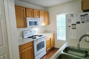 4607 Ashburn Square Dr, Tampa, FL 33610 - Photo 7