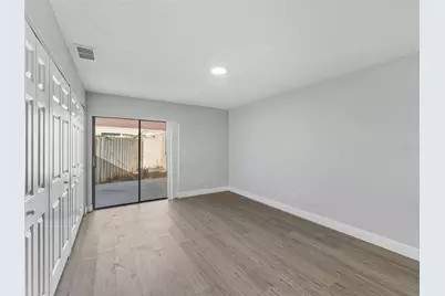 10707 Crowngate Lane, Tampa, FL 33624 - Photo 15