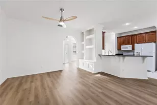 4906 Willow Ridge Terrace, Valrico, FL 33596 - Photo 11
