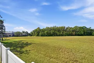 18425 Cypress Bay Pkwy, Land O Lakes, FL 34638 - Photo 27
