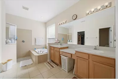 18425 Cypress Bay Parkway, Land O Lakes, FL 34638 - Photo 19