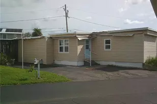 8780 43rd Ave N, Saint Petersburg, FL 33709 - Photo 7