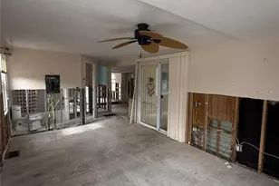 8780 43rd Ave N, Saint Petersburg, FL 33709 - Photo 19