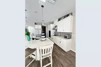33805 Astoria Circle, Wesley Chapel, FL 33545 - Photo 21