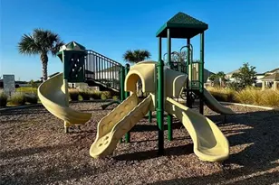 33805 Astoria Cir, Wesley Chapel, FL 33545 - Photo 77