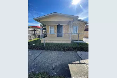 5303 N 34th Street, Tampa, FL 33610 - Photo 1
