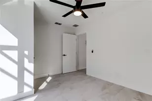 12172 Wild Acres Rd, Largo, FL 33773 - Photo 43