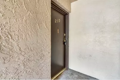 5820 N Church Avenue #239, Tampa, FL 33614 - Photo 3