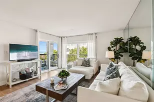 3200 Gulf Blvd, Saint Pete Beach, FL 33706 - Photo 9