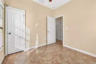 31253 Claridge Pl, Wesley Chapel, FL 33543 - Photo 19