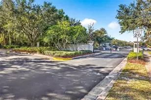 31253 Claridge Pl, Wesley Chapel, FL 33543 - Photo 35