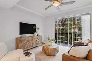 5246 Hampton Beach Pl, Tampa, FL 33609 - Photo 7