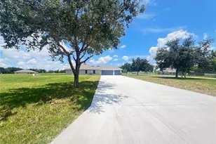 37136 Hidden View, Dade City, FL 33523 - Photo 3