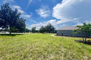 37136 Hidden View, Dade City, FL 33523 - Photo 5